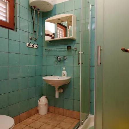 아파트 In With Sea View, Balcony, Air Conditioning, W-lan 5055-2 *