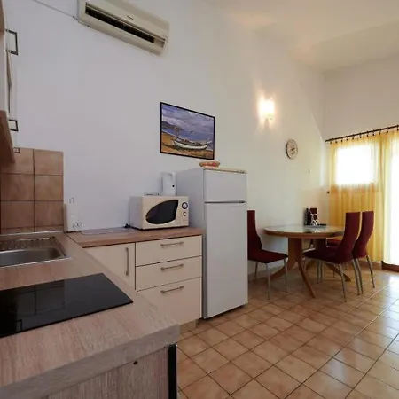 Διαμέρισμα In With Sea View, Balcony, Air Conditioning, W-lan 5055-2 Τρογκίρ