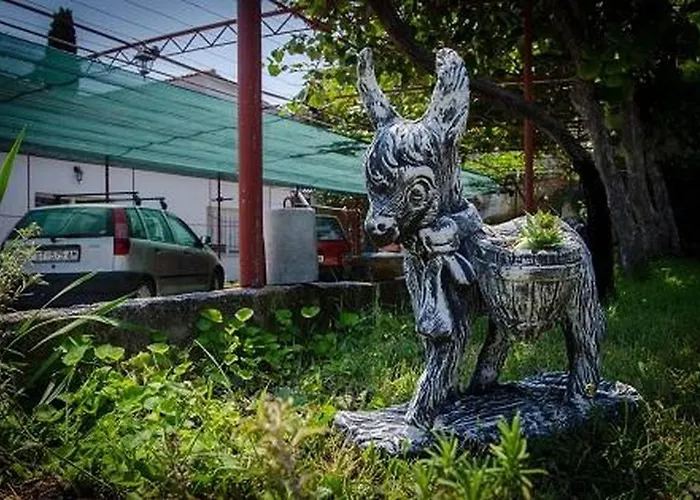 In With Sea View, Balcony, Air Conditioning, W-lan 5055-2 * トロギール