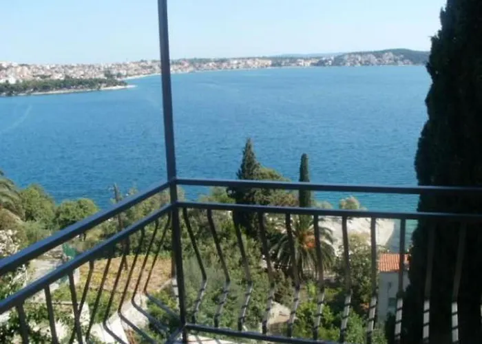 In With Sea View, Balcony, Air Conditioning, W-lan 5055-2 アパート トロギール