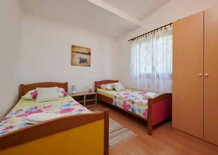 アパート In With Sea View, Balcony, Air Conditioning, W-lan 5055-2 *